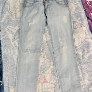 Women's Distressed Gray Skinny Jeans